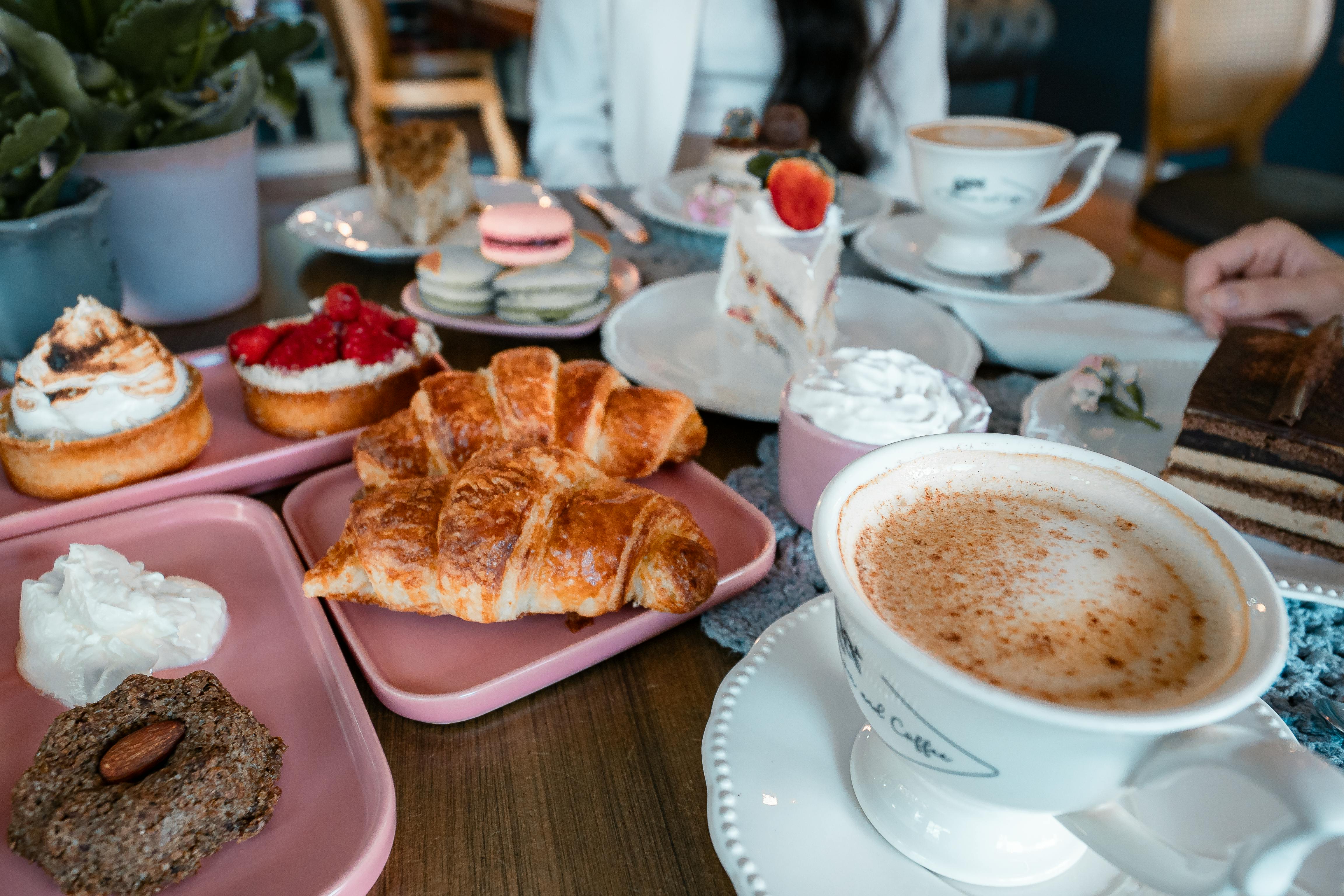 Mesa con café